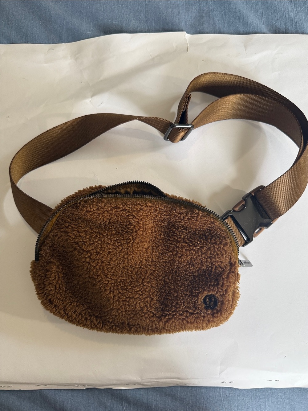 lululemon athletica tan fuzzy belt bag